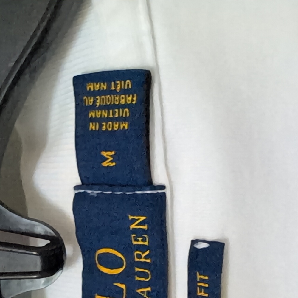 Ralph Lauren Classic Fit White Short Sleeve Polo Shirt. Size Medium - Picture 9 of 12
